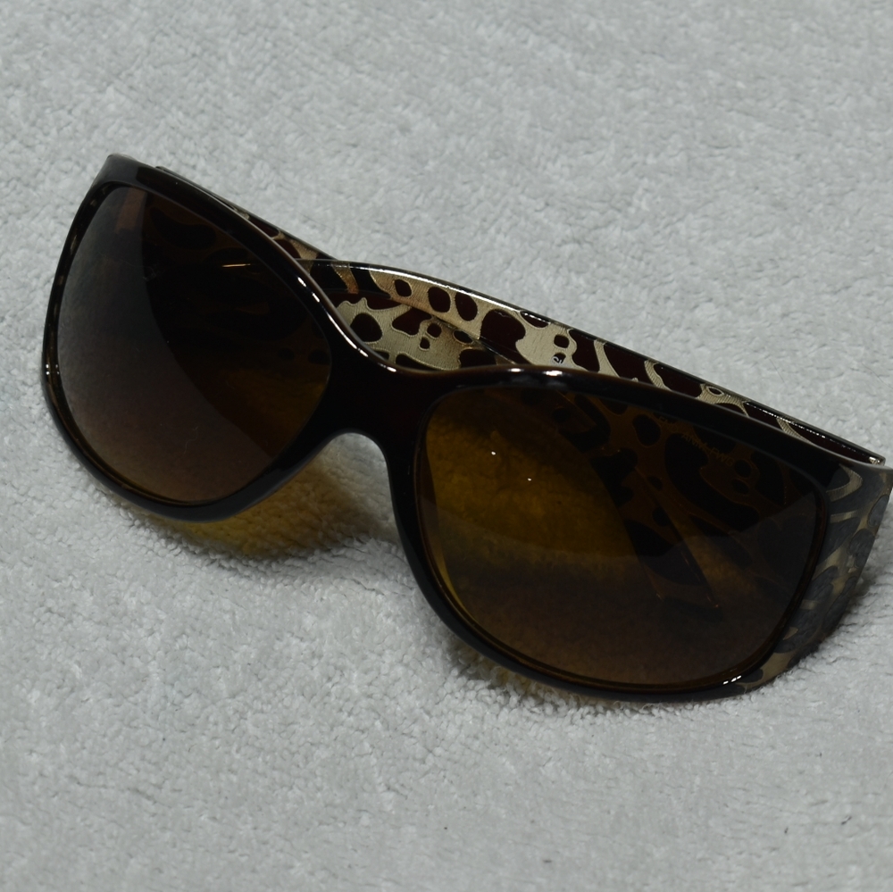 Cheetah Print Brown Shield Sunglasses